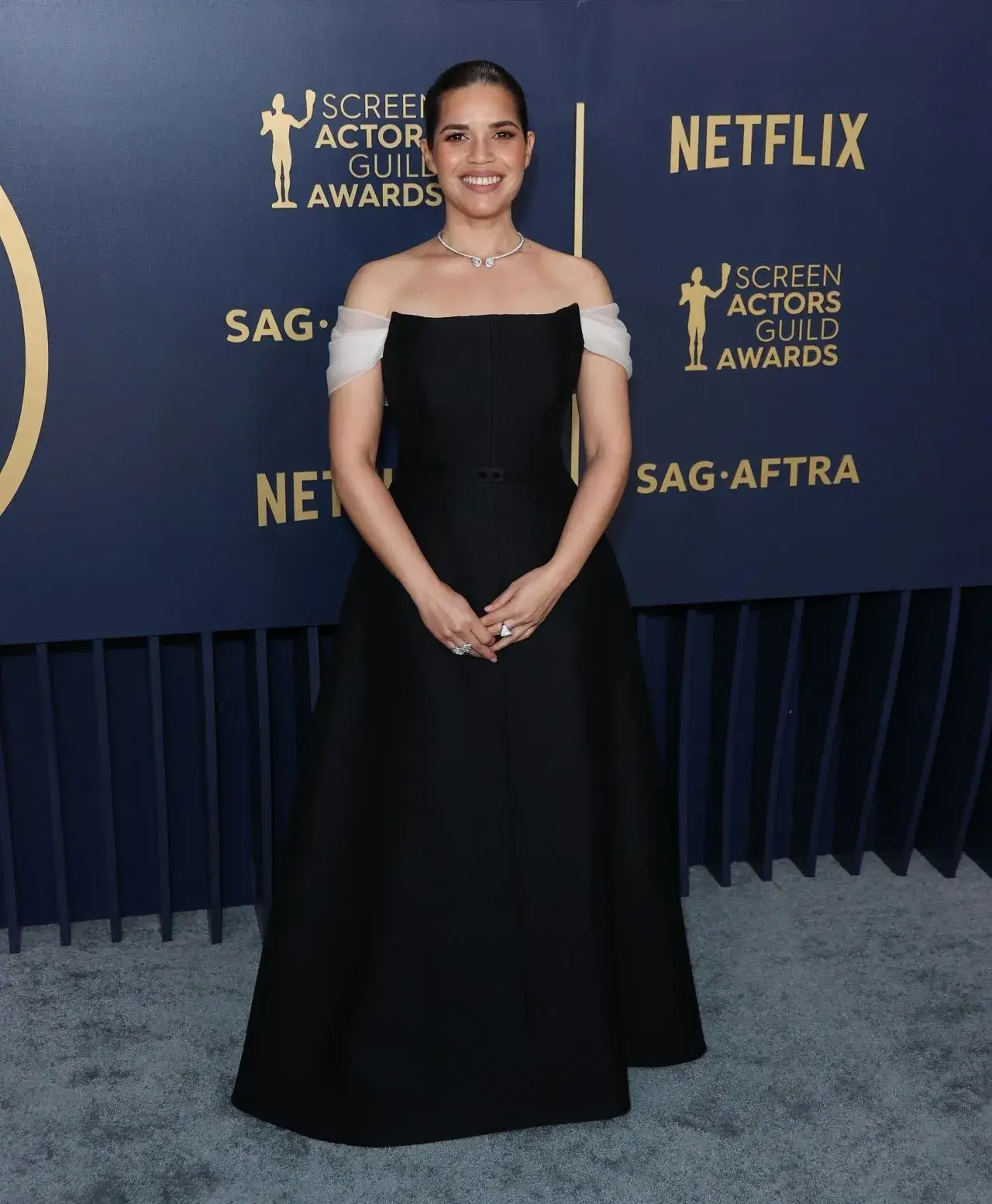 AMERICA FERRERA STILLS AT SCREEN ACTORS GUILD AWARDS 2024 IN LOS ANGELES 2